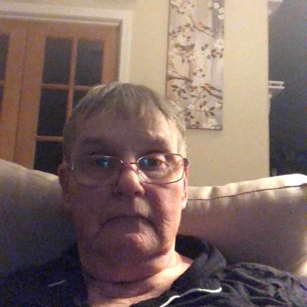 Meet your Posher, Deedee